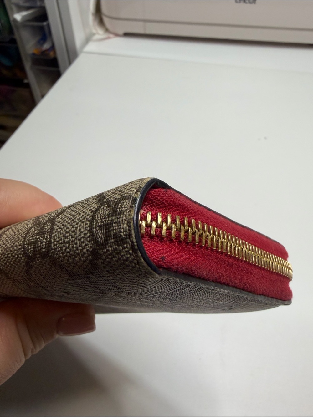 Gucci Beige GG Supreme Wallet with Pink Cat Patch - Picture 6 of 9
